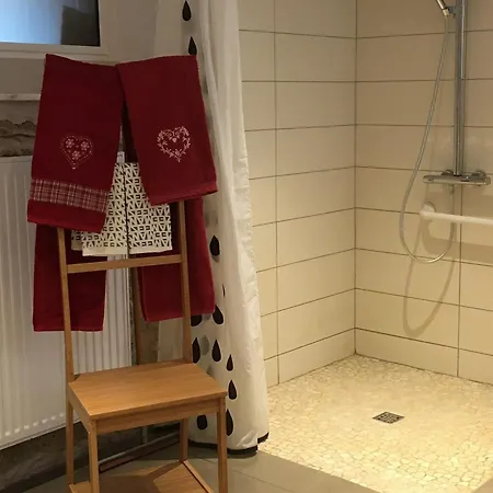 Ecogite Avec Terrasse Et Jardin Privatif Pour Familles - Fr-1-584-187 * Sancy (Meurthe-et-Moselle)